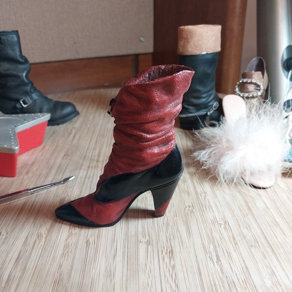 Just The Right Shoe By Raine Lot Of 6 Collector Shoes  & 2003 Trinket Box READ - Picture 16 of 16